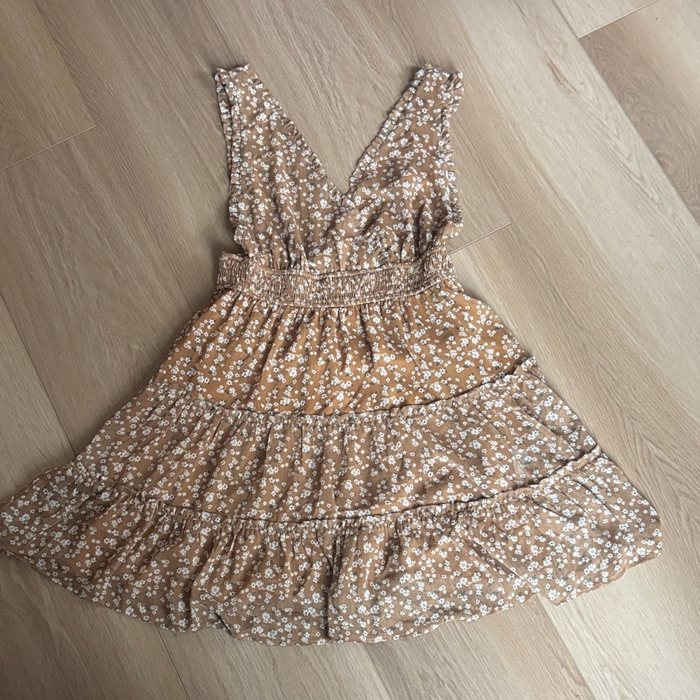Storia Brown Floral Casual Dress